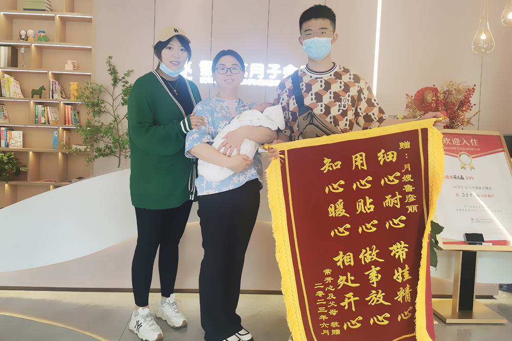曾璐2.jpg